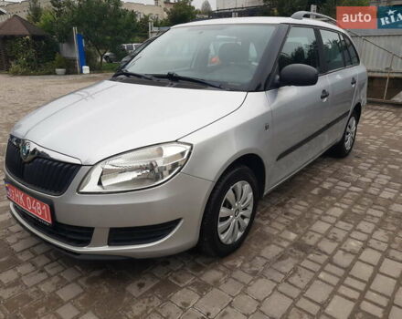 Серый Шкода Фабия, объемом двигателя 1.39 л и пробегом 181 тыс. км за 6350 $, фото 5 на Automoto.ua