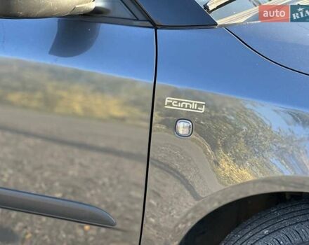 Серый Шкода Фабия, объемом двигателя 1.2 л и пробегом 203 тыс. км за 7500 $, фото 8 на Automoto.ua