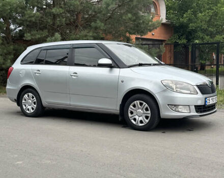 Сірий Шкода Фабія, об'ємом двигуна 1.39 л та пробігом 224 тис. км за 5250 $, фото 2 на Automoto.ua
