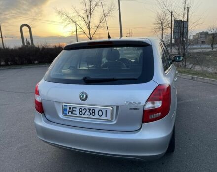 Серый Шкода Фабия, объемом двигателя 1.6 л и пробегом 219 тыс. км за 6000 $, фото 7 на Automoto.ua