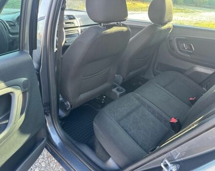 Шкода Фабия 2011 в Белой Церкве на Automoto.ua Серый Шкода Фабия, объемом двигателя 1.2 л и пробегом 202 тыс. км за 7800 $, фото 5 на Automoto.ua