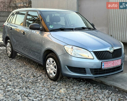 Сірий Шкода Фабія, об'ємом двигуна 1.2 л та пробігом 199 тис. км за 5000 $, фото 7 на Automoto.ua