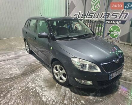 Серый Шкода Фабия, объемом двигателя 1.2 л и пробегом 244 тыс. км за 4750 $, фото 1 на Automoto.ua