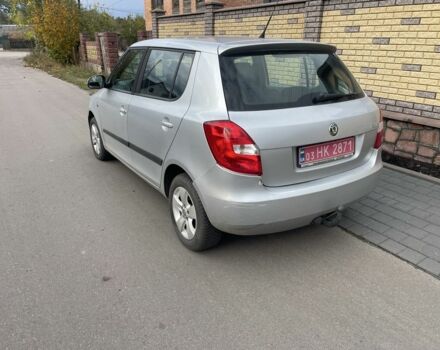 Шкода Фабия 2011 в Сарнах на Automoto.ua Серый Шкода Фабия, объемом двигателя 1.4 л и пробегом 241 тыс. км за 5500 $, фото 5 на Automoto.ua
