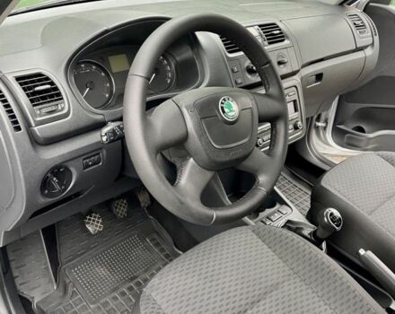 Серый Шкода Фабия, объемом двигателя 1.4 л и пробегом 195 тыс. км за 6200 $, фото 15 на Automoto.ua