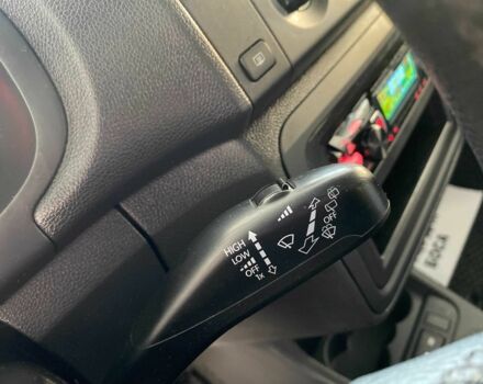 Серый Шкода Фабия, объемом двигателя 1.6 л и пробегом 296 тыс. км за 6000 $, фото 18 на Automoto.ua