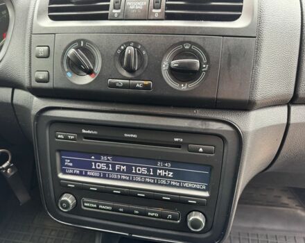 Сірий Шкода Фабія, об'ємом двигуна 1.2 л та пробігом 205 тис. км за 4900 $, фото 13 на Automoto.ua