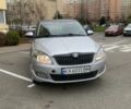 Сірий Шкода Фабія, об'ємом двигуна 1.39 л та пробігом 300 тис. км за 4200 $, фото 1 на Automoto.ua