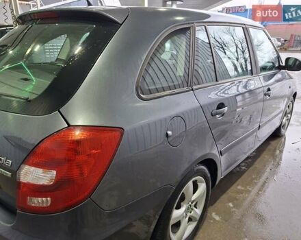 Серый Шкода Фабия, объемом двигателя 1.2 л и пробегом 244 тыс. км за 4750 $, фото 6 на Automoto.ua