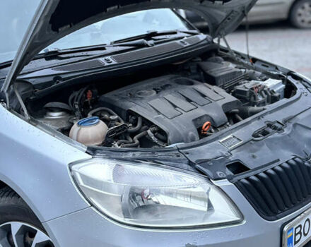 Серый Шкода Фабия, объемом двигателя 1.6 л и пробегом 259 тыс. км за 6200 $, фото 34 на Automoto.ua