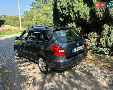 Шкода Фабия 2011 в Львове на Automoto.ua Серый Шкода Фабия, объемом двигателя 1.2 л и пробегом 184 тыс. км за 5599 $, фото 3 на Automoto.ua
