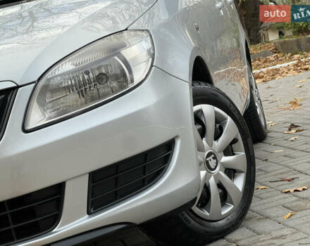 Шкода Фабия 2011 в Трускавце на Automoto.ua Серый Шкода Фабия, объемом двигателя 1.6 л и пробегом 242 тыс. км за 5950 $, фото 21 на Automoto.ua