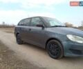 Серый Шкода Фабия, объемом двигателя 1.6 л и пробегом 300 тыс. км за 3300 $, фото 1 на Automoto.ua