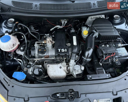 Серый Шкода Фабия, объемом двигателя 1.2 л и пробегом 161 тыс. км за 6600 $, фото 39 на Automoto.ua