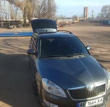 Шкода Фабия 2011 в Кривом Роге на Automoto.ua Серый Шкода Фабия, объемом двигателя 1.2 л и пробегом 201 тыс. км за 5999 $, фото 1 на Automoto.ua