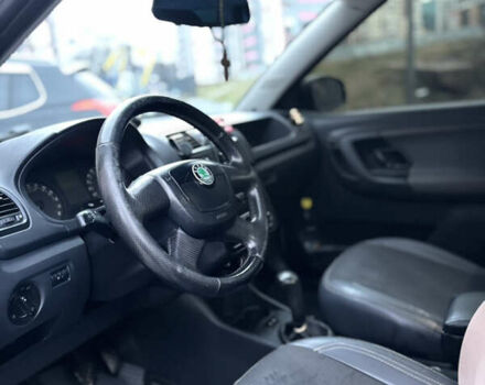 Серый Шкода Фабия, объемом двигателя 1.6 л и пробегом 259 тыс. км за 6200 $, фото 14 на Automoto.ua