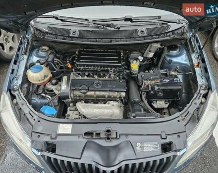 Сірий Шкода Фабія, об'ємом двигуна 1.4 л та пробігом 240 тис. км за 5500 $, фото 22 на Automoto.ua