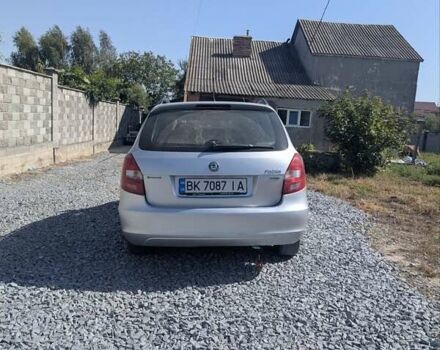 Сірий Шкода Фабія, об'ємом двигуна 1.2 л та пробігом 150 тис. км за 5500 $, фото 2 на Automoto.ua