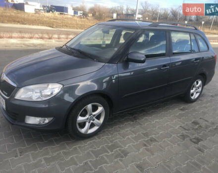 Серый Шкода Фабия, объемом двигателя 1.2 л и пробегом 275 тыс. км за 5500 $, фото 3 на Automoto.ua