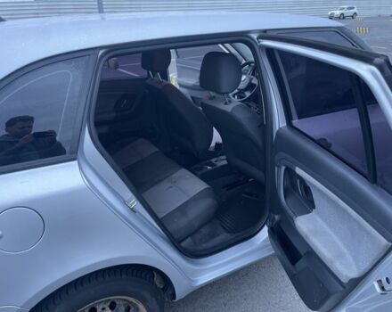 Серый Шкода Фабия, объемом двигателя 1.6 л и пробегом 340 тыс. км за 5650 $, фото 6 на Automoto.ua