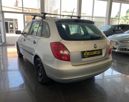 Серый Шкода Фабия, объемом двигателя 1.6 л и пробегом 296 тыс. км за 6000 $, фото 4 на Automoto.ua