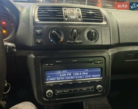 Серый Шкода Фабия, объемом двигателя 1.2 л и пробегом 244 тыс. км за 4750 $, фото 11 на Automoto.ua