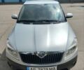 Сірий Шкода Фабія, об'ємом двигуна 1.6 л та пробігом 227 тис. км за 7500 $, фото 1 на Automoto.ua
