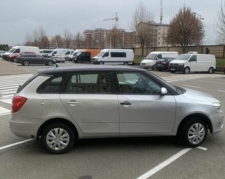 Серый Шкода Фабия, объемом двигателя 1.4 л и пробегом 300 тыс. км за 4200 $, фото 7 на Automoto.ua