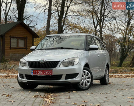 Шкода Фабия 2011 в Трускавце на Automoto.ua Серый Шкода Фабия, объемом двигателя 1.6 л и пробегом 242 тыс. км за 5950 $, фото 20 на Automoto.ua