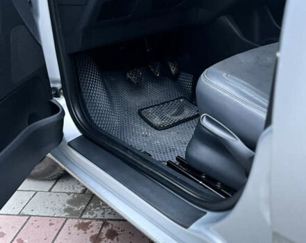 Серый Шкода Фабия, объемом двигателя 1.6 л и пробегом 259 тыс. км за 6200 $, фото 29 на Automoto.ua