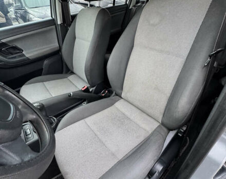 Сірий Шкода Фабія, об'ємом двигуна 1.6 л та пробігом 233 тис. км за 5500 $, фото 14 на Automoto.ua