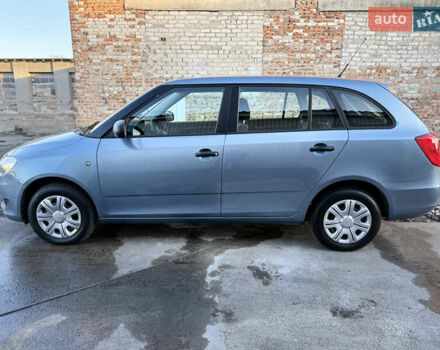 Сірий Шкода Фабія, об'ємом двигуна 1.2 л та пробігом 199 тис. км за 5000 $, фото 2 на Automoto.ua