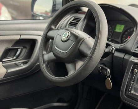 Сірий Шкода Фабія, об'ємом двигуна 1.6 л та пробігом 233 тис. км за 5500 $, фото 29 на Automoto.ua