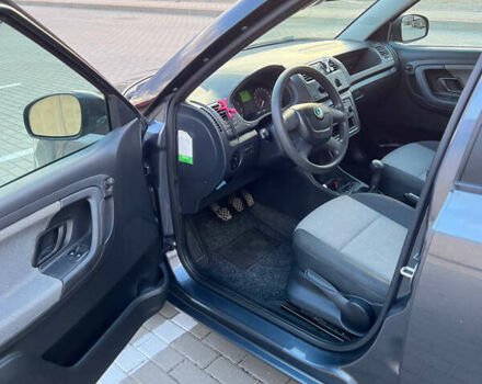 Серый Шкода Фабия, объемом двигателя 1.2 л и пробегом 295 тыс. км за 4950 $, фото 15 на Automoto.ua