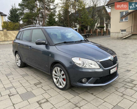 Серый Шкода Фабия, объемом двигателя 1.4 л и пробегом 219 тыс. км за 8000 $, фото 2 на Automoto.ua