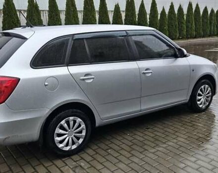 Серый Шкода Фабия, объемом двигателя 1.2 л и пробегом 195 тыс. км за 4900 $, фото 4 на Automoto.ua