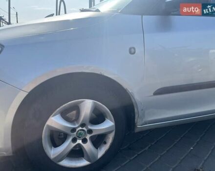 Серый Шкода Фабия, объемом двигателя 1.39 л и пробегом 372 тыс. км за 5000 $, фото 17 на Automoto.ua