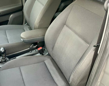 Серый Шкода Фабия, объемом двигателя 1.2 л и пробегом 148 тыс. км за 6900 $, фото 29 на Automoto.ua