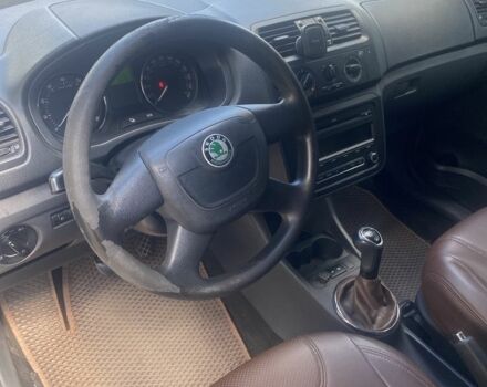 Шкода Фабия 2012 в Краматорске на Automoto.ua Серый Шкода Фабия, объемом двигателя 1.4 л и пробегом 257 тыс. км за 6000 $, фото 8 на Automoto.ua