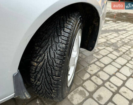 Серый Шкода Фабия, объемом двигателя 1.6 л и пробегом 250 тыс. км за 5999 $, фото 22 на Automoto.ua