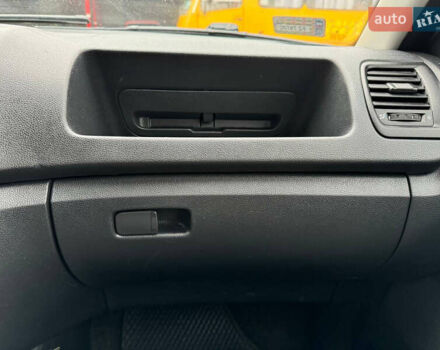 Серый Шкода Фабия, объемом двигателя 1.6 л и пробегом 250 тыс. км за 5999 $, фото 25 на Automoto.ua