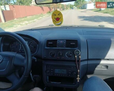 Шкода Фабия 2012 в Полтаве на Automoto.ua Серый Шкода Фабия, объемом двигателя 1.4 л и пробегом 167 тыс. км за 6100 $, фото 11 на Automoto.ua