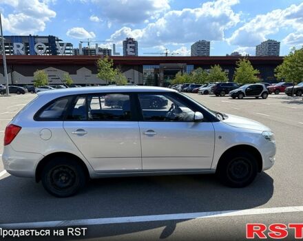 Серый Шкода Фабия, объемом двигателя 1.2 л и пробегом 189 тыс. км за 4500 $, фото 4 на Automoto.ua