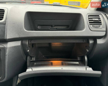 Серый Шкода Фабия, объемом двигателя 1.6 л и пробегом 250 тыс. км за 5999 $, фото 27 на Automoto.ua