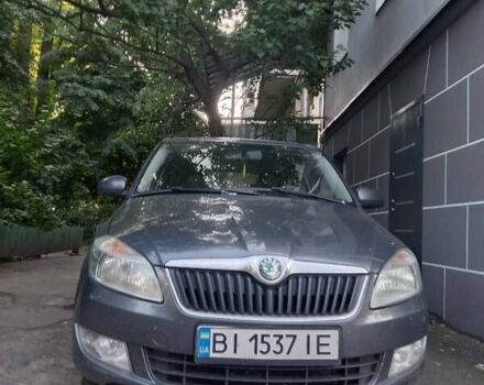Шкода Фабия 2012 в Полтаве на Automoto.ua Серый Шкода Фабия, объемом двигателя 1.4 л и пробегом 167 тыс. км за 6100 $, фото 1 на Automoto.ua