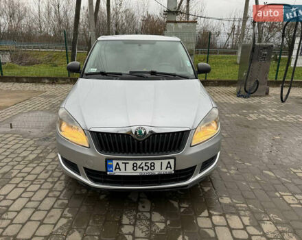 Серый Шкода Фабия, объемом двигателя 1.6 л и пробегом 250 тыс. км за 5999 $, фото 13 на Automoto.ua