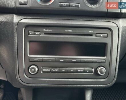 Шкода Фабия 2012 в Львове на Automoto.ua Серый Шкода Фабия, объемом двигателя 1.6 л и пробегом 267 тыс. км за 7190 $, фото 17 на Automoto.ua