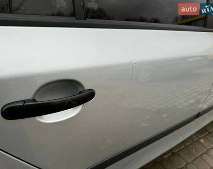 Серый Шкода Фабия, объемом двигателя 1.6 л и пробегом 250 тыс. км за 5999 $, фото 18 на Automoto.ua