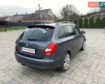 Серый Шкода Фабия, объемом двигателя 1.4 л и пробегом 219 тыс. км за 8000 $, фото 4 на Automoto.ua