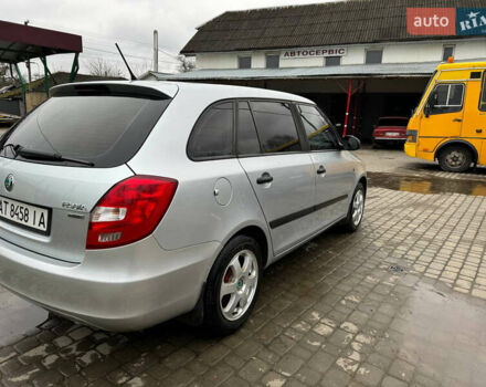 Серый Шкода Фабия, объемом двигателя 1.6 л и пробегом 250 тыс. км за 5999 $, фото 2 на Automoto.ua